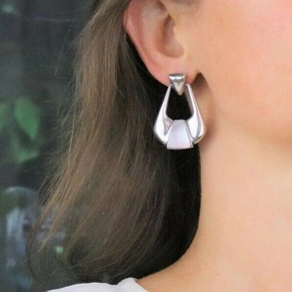 Sterling Silver Mother of Pearl Dangle Drop Earrings - Picture 2 of 7